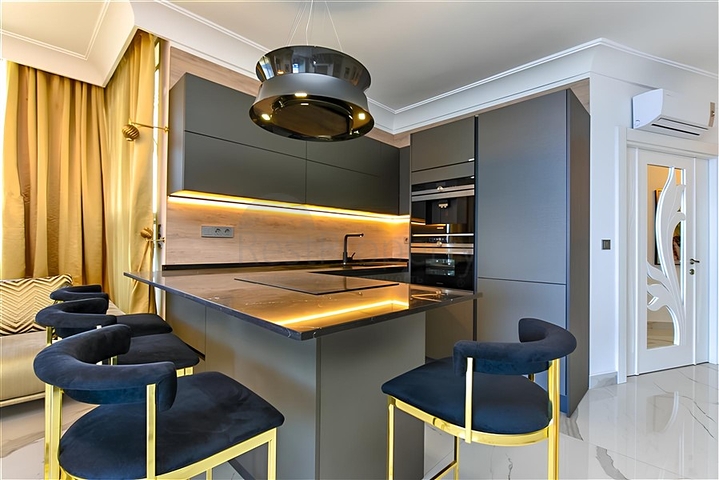 Schöne Wohnung in einer Residenz am Meer im Stadtteil Mahmutlar