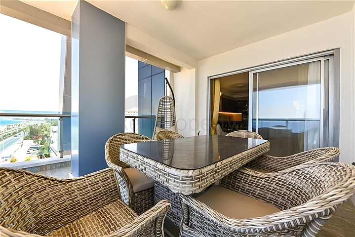 Schöne Wohnung in einer Residenz am Meer im Stadtteil Mahmutlar