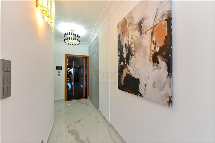 Schöne Wohnung in einer Residenz am Meer im Stadtteil Mahmutlar