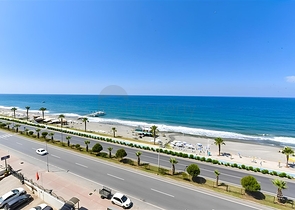 Schöne Wohnung in einer Residenz am Meer im Stadtteil Mahmutlar
