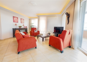 Gemütliche Dreizimmerwohnung mit atemberaubender Aussicht