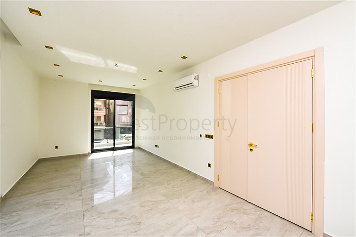 2+1 Wohnung in einem Premium-Komplex im Zentrum von Alanya 