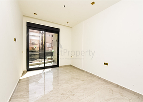 2+1 Wohnung in einem Premium-Komplex im Zentrum von Alanya 