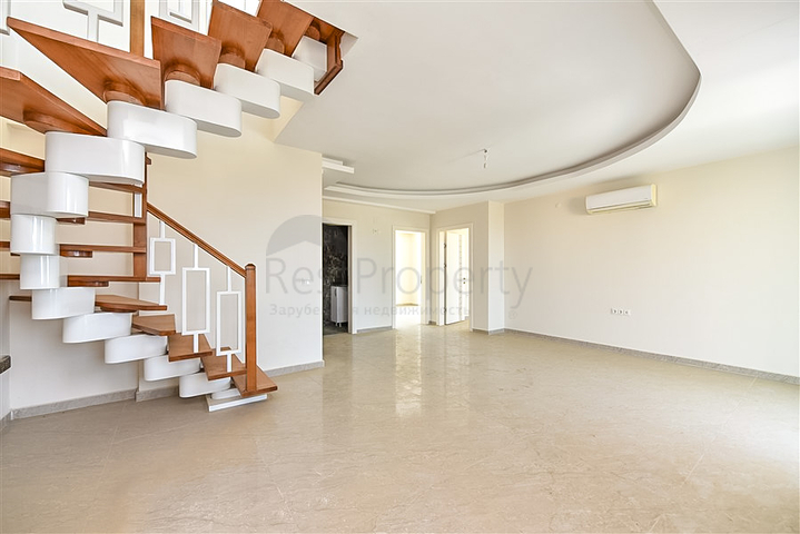 Geräumiges 3+2 Penthouse im Stadtteil Mahmutlar