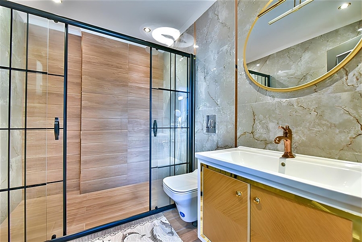 Villa mit Blick auf das Mittelmeer und die Festung von Alanya