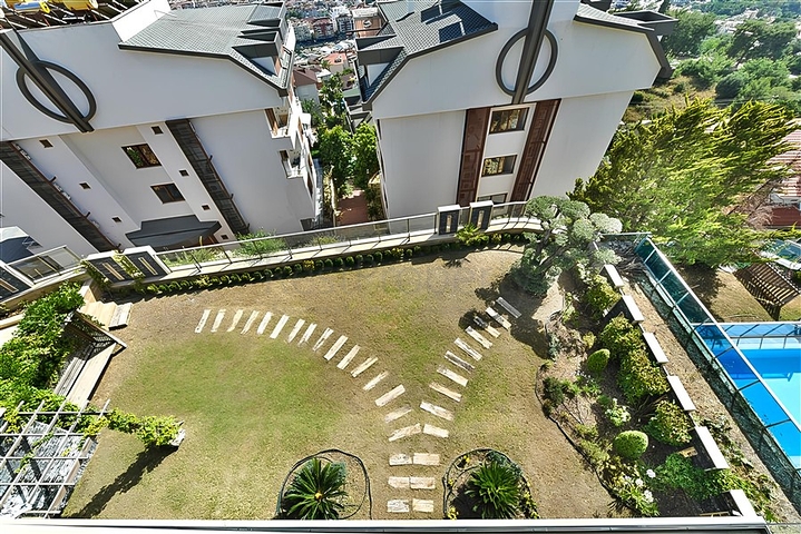 Villa mit Blick auf das Mittelmeer und die Festung von Alanya