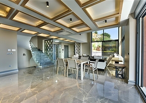 Villa mit Blick auf das Mittelmeer und die Festung von Alanya