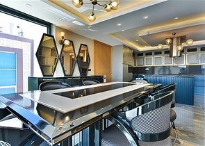 Villa mit Blick auf das Mittelmeer und die Festung von Alanya