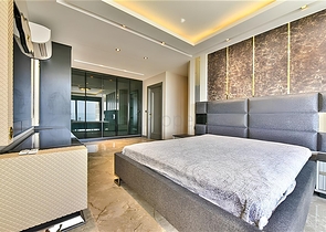 Villa mit Blick auf das Mittelmeer und die Festung von Alanya