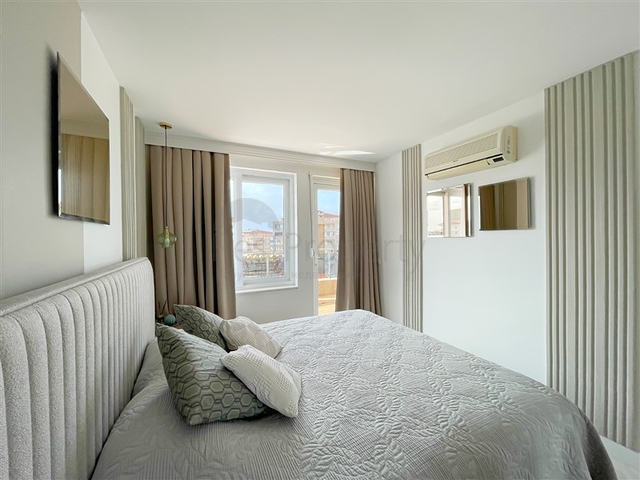 3+1 Penthouse mit Meer- und Bergblick