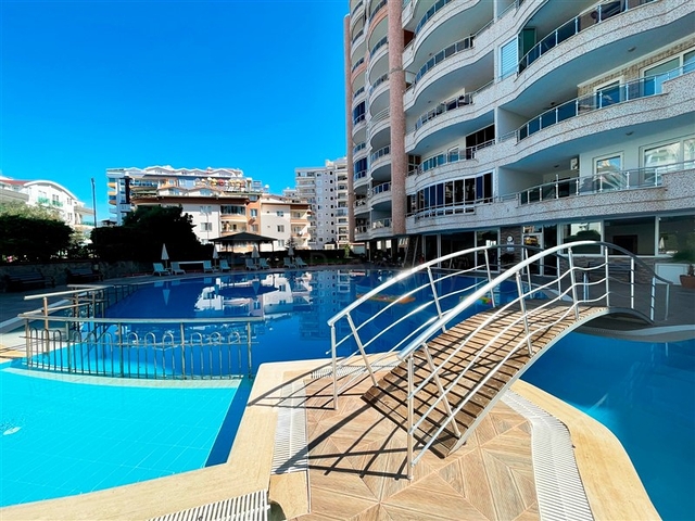 3+1 Penthouse mit Meer- und Bergblick