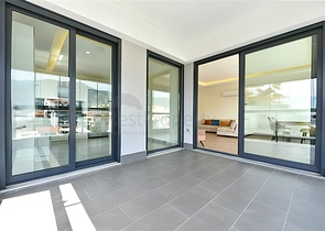 Wohnung 2+1 mit separater Küche 50 Meter vom Meer entfernt im Zentrum von Alanya