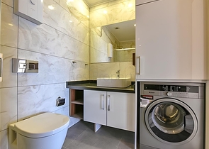 Wohnung 2+1 mit separater Küche 50 Meter vom Meer entfernt im Zentrum von Alanya