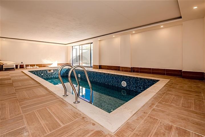 Zweizimmerwohnung in einem neuen Komplex im Zentrum von Alanya