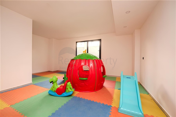 Zweizimmerwohnung in einem neuen Komplex im Zentrum von Alanya