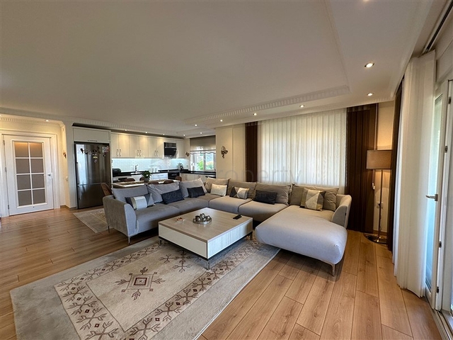 Villa im Zentrum von Alanya mit Meerblick