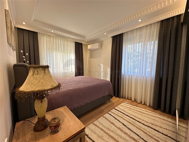 Villa im Zentrum von Alanya mit Meerblick