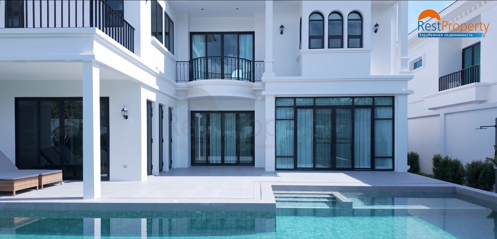 Villen im mediterranen Stil auf Bang Tao