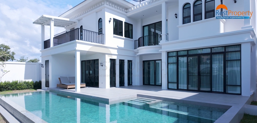 Villen im mediterranen Stil auf Bang Tao