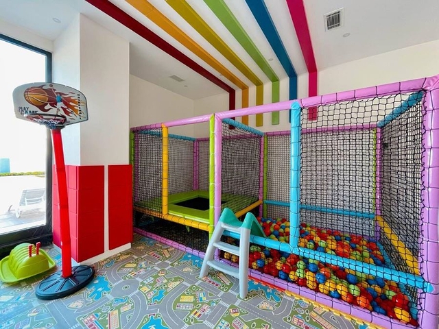 1+1 Wohnung in einem neuen Komplex im Stadtteil Mahmutlar