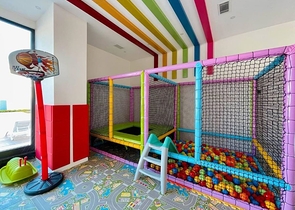 1+1 Wohnung in einem neuen Komplex im Stadtteil Mahmutlar