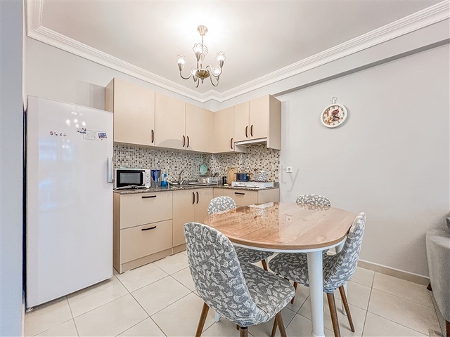 1+1 Wohnung im Stadtteil Mahmutlar, 250 m vom Meer entfernt