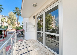 1+1 Wohnung im Stadtteil Mahmutlar, 250 m vom Meer entfernt