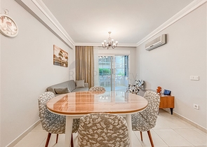 1+1 Wohnung im Stadtteil Mahmutlar, 250 m vom Meer entfernt