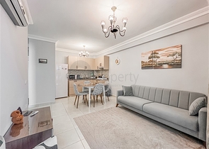 1+1 Wohnung im Stadtteil Mahmutlar, 250 m vom Meer entfernt