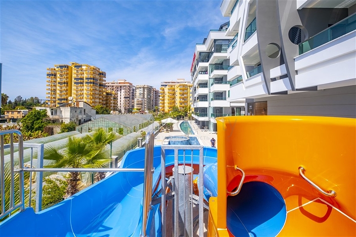 Möblierte 2+1-Wohnung in einem neuen Komplex im Stadtteil Kargicak