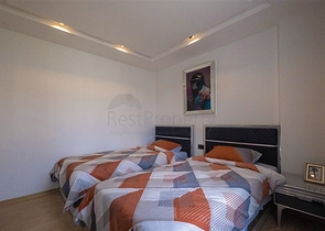 Möblierte 2+1-Wohnung in einem neuen Komplex im Stadtteil Kargicak