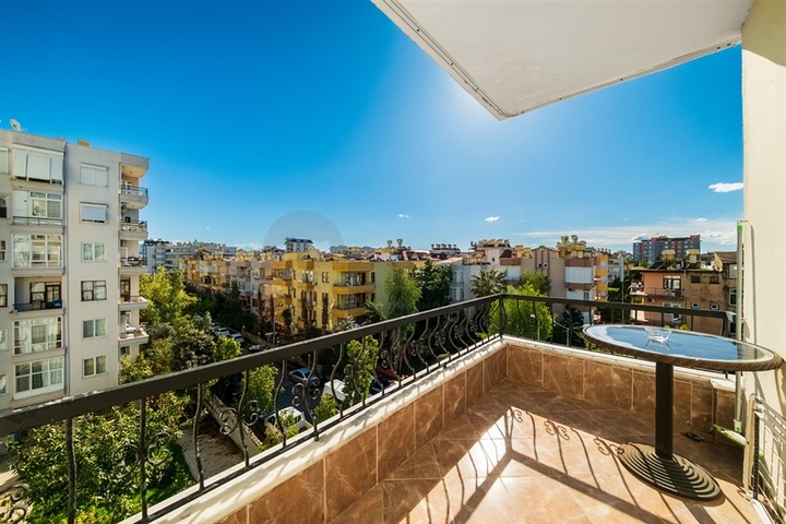 1+1 möblierte Wohnung im Zentrum von Alanya