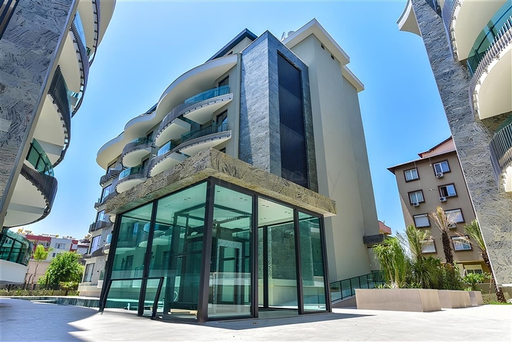 1+1 Wohnung in einem Premium-Komplex im Zentrum von Alanya 