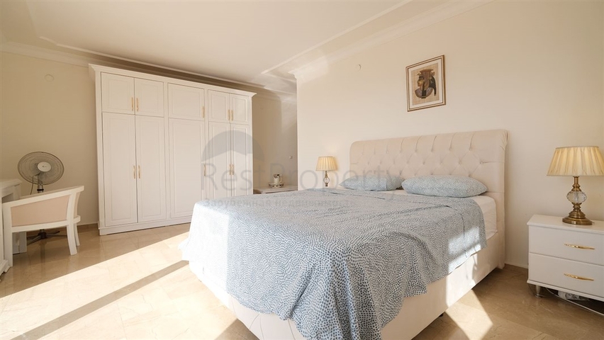 Private Villa umgeben von Natur in Kestel