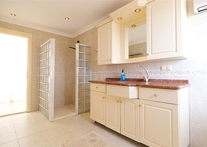 Private Villa umgeben von Natur in Kestel