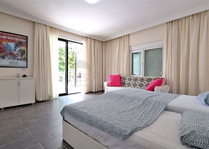 Private Villa umgeben von Natur in Kestel