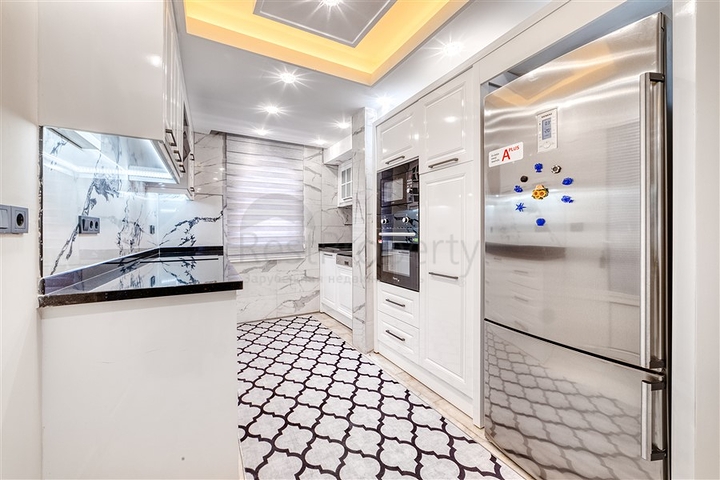 Die luxuriöse Villa ist die perfekte Kombination aus Natur und modernem Komfort