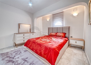 Die luxuriöse Villa ist die perfekte Kombination aus Natur und modernem Komfort