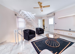 Die luxuriöse Villa ist die perfekte Kombination aus Natur und modernem Komfort