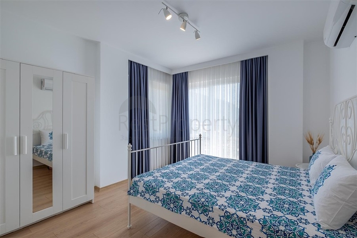 Ideales Haus am Meer: Exklusive Villa im beliebten Viertel Oba