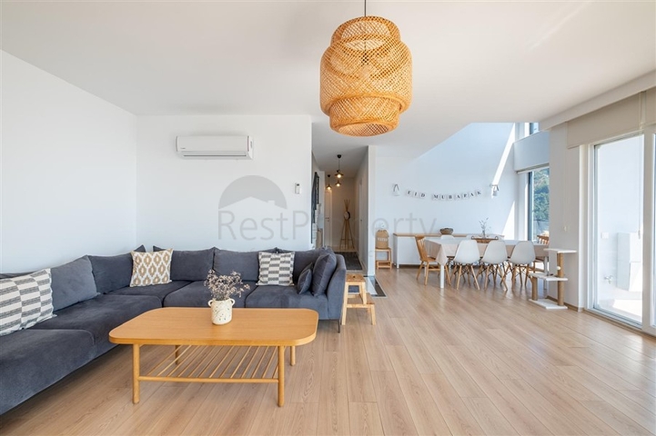 Ideales Haus am Meer: Exklusive Villa im beliebten Viertel Oba