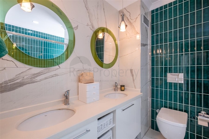 Ideales Haus am Meer: Exklusive Villa im beliebten Viertel Oba