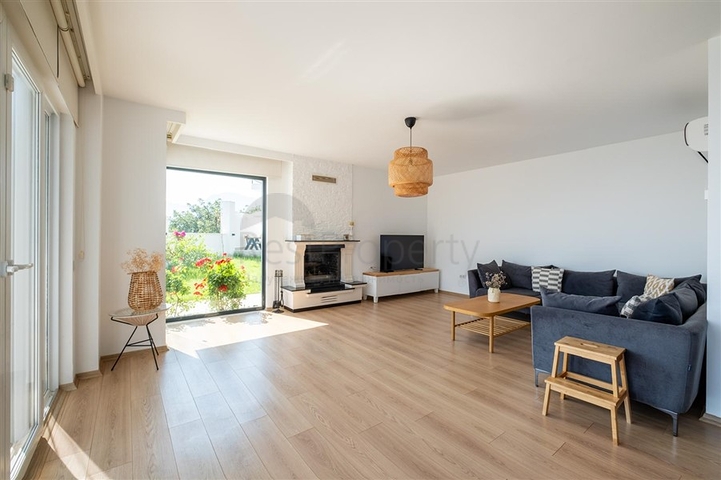 Ideales Haus am Meer: Exklusive Villa im beliebten Viertel Oba