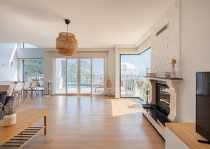 Ideales Haus am Meer: Exklusive Villa im beliebten Viertel Oba