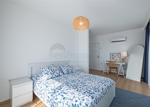 Ideales Haus am Meer: Exklusive Villa im beliebten Viertel Oba