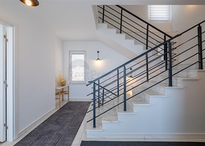 Ideales Haus am Meer: Exklusive Villa im beliebten Viertel Oba