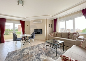 Geräumige 2+1 Wohnung im Stadtteil Tosmur