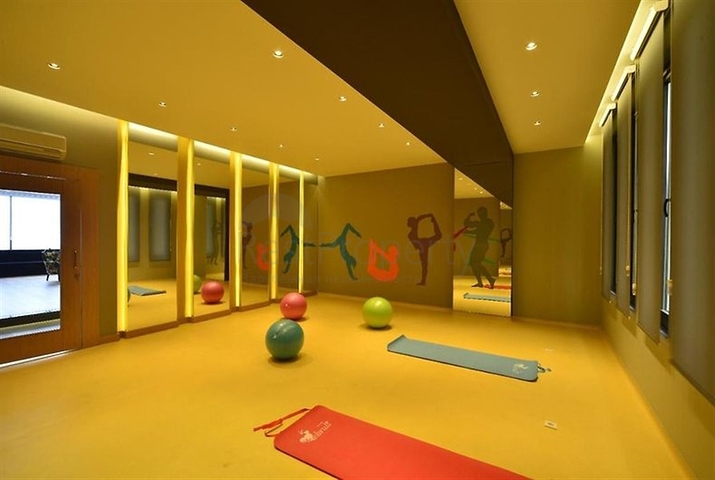 Wohnung 2+1 im Viertel Oba, 100 Meter vom Meer entfernt