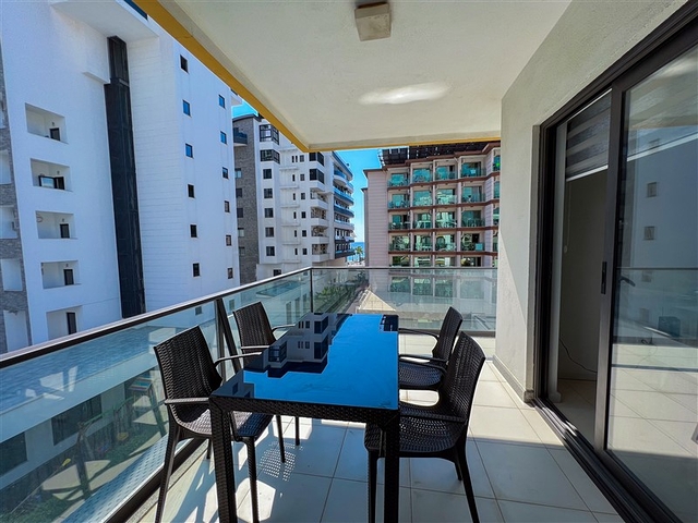 Wohnung 2+1 im Viertel Oba, 100 Meter vom Meer entfernt