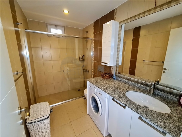 Gemütliche 2+1-Wohnung mit Möbeln im Stadtteil Oba